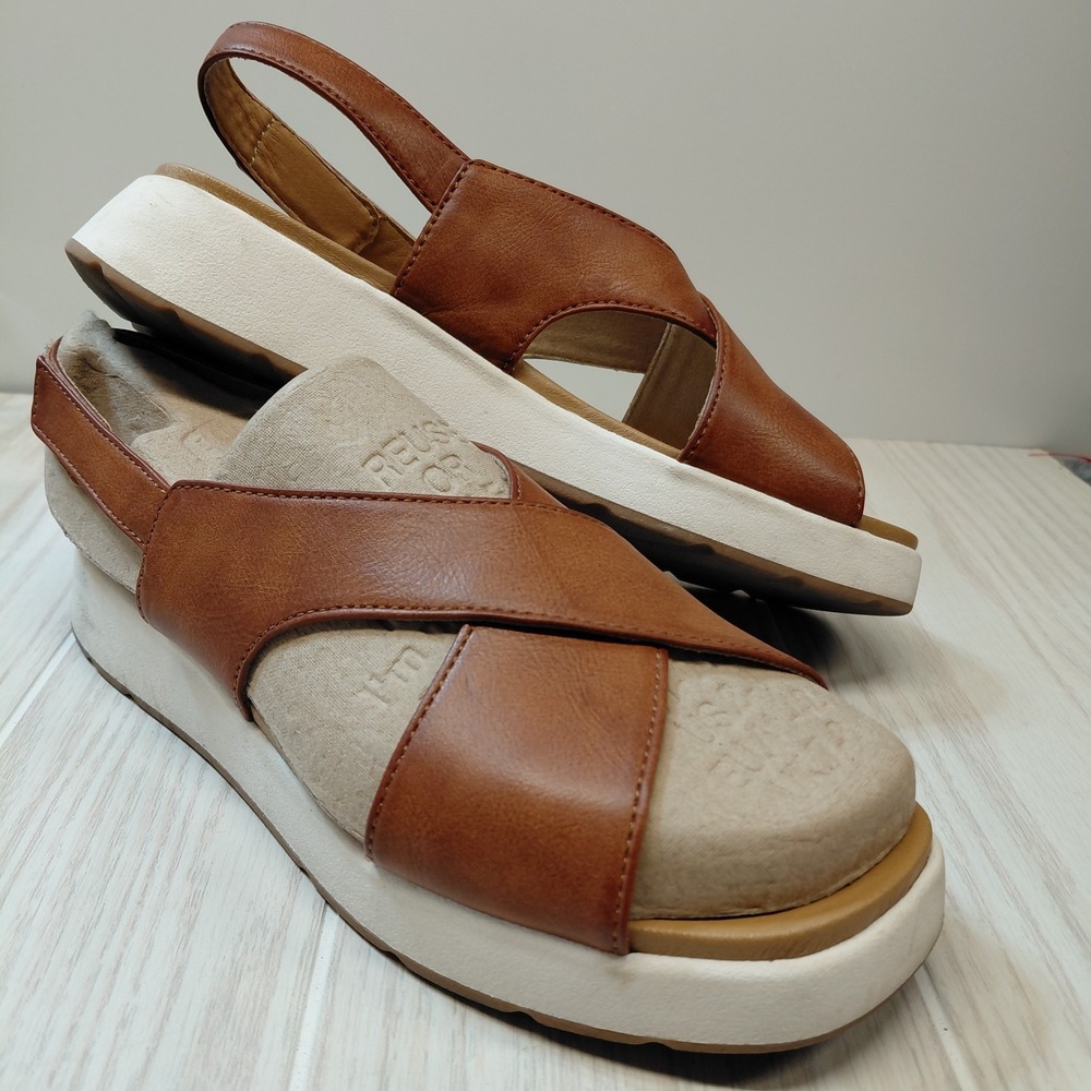 b.o.c. Faux Leather Crossover Slingback Open Toe Hazelnut Brown Sandals Womens 8